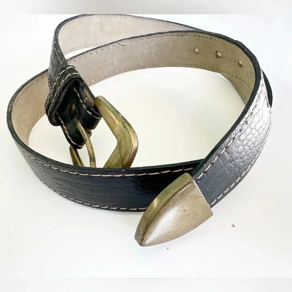 Vintage Black Belt with Gold/Brass Buckle, Crocodile/Alligator embossed size 31